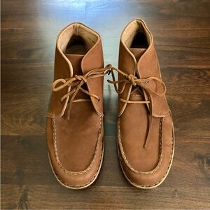 Born Nelson Chukka Ankle Boots